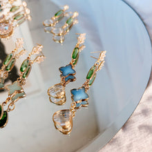 Load image into Gallery viewer, Crystal Dangles