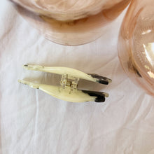 Load image into Gallery viewer, Doggie Hair Claw