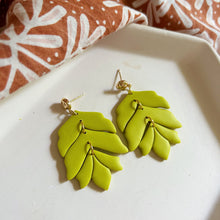 Load image into Gallery viewer, Sara Griffith Stanley - Chartreuse, Turquoise, White Speckled, Trio
