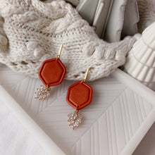 Load image into Gallery viewer, Glimmer - Christmas Orange
